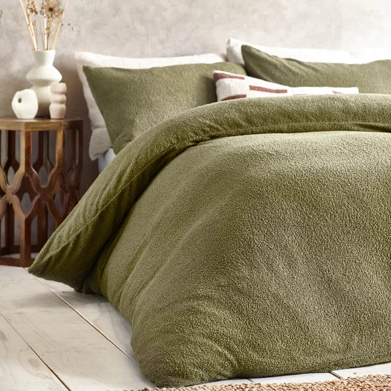 Modris Polyester Solid Colour Duvet Cover Set with Pillowcases